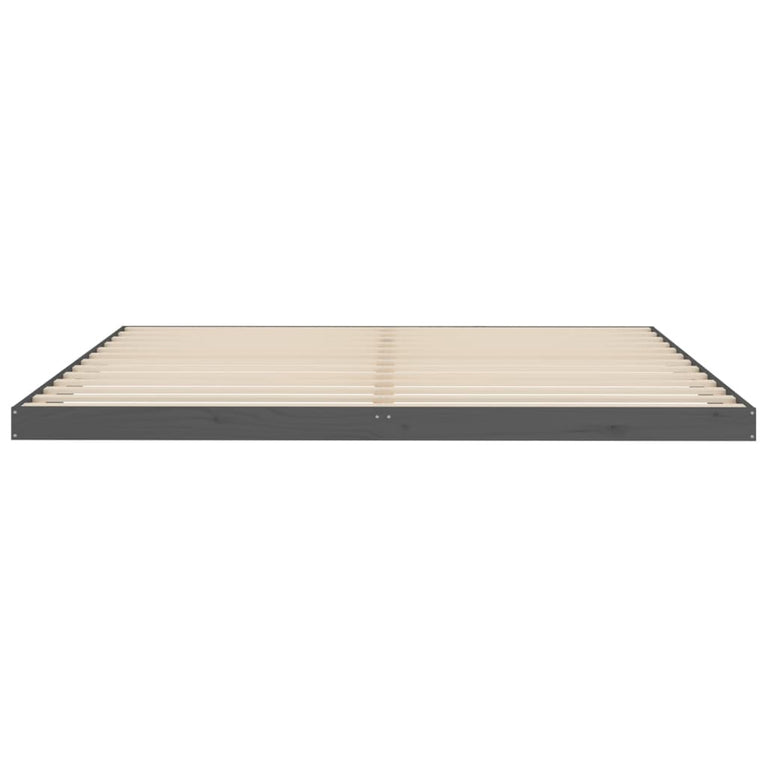 Bedframe massief grenenhout grijs 200x200 cm