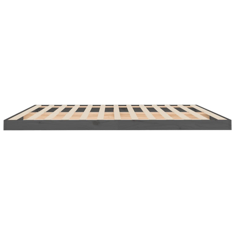 Bedframe massief grenenhout grijs 200x200 cm