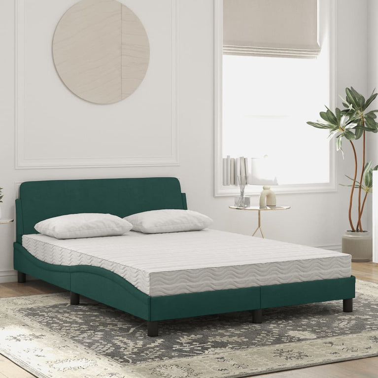Bed met matras fluweel donkergroen 140x190 cm