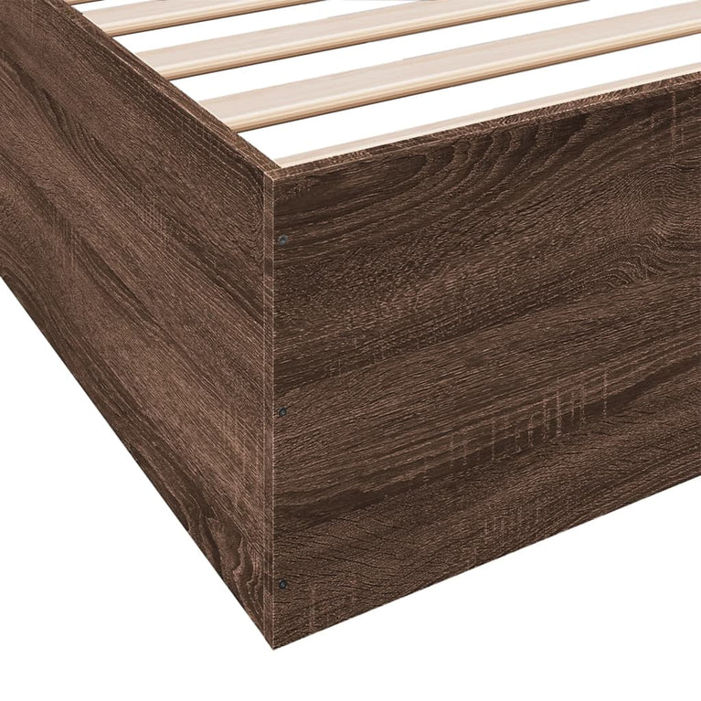 Bedframe bewerkt hout bruin eikenkleur 200x200 cm