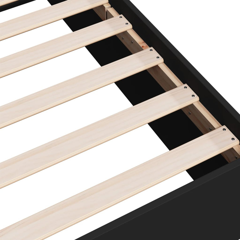 Bedframe LED massief hout zwart 140x190 cm