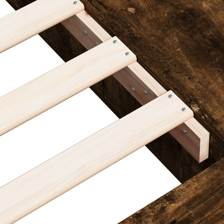 Bedframe bewerkt hout gerookt eikenkleurig 200x200 cm