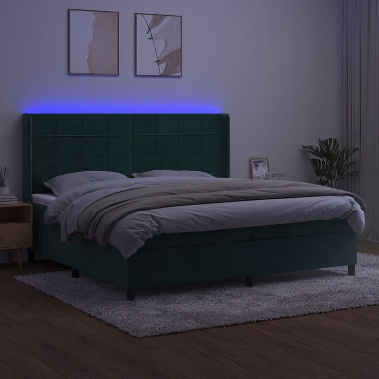 Boxspring met matras en LED fluweel donkergroen 200x200 cm