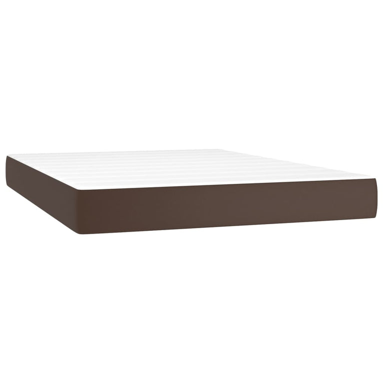Boxspring met matras en LED kunstleer bruin 140x200 cm