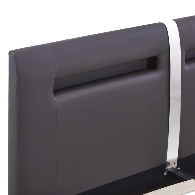 Bedframe met LED kunstleer grijs 140x200 cm