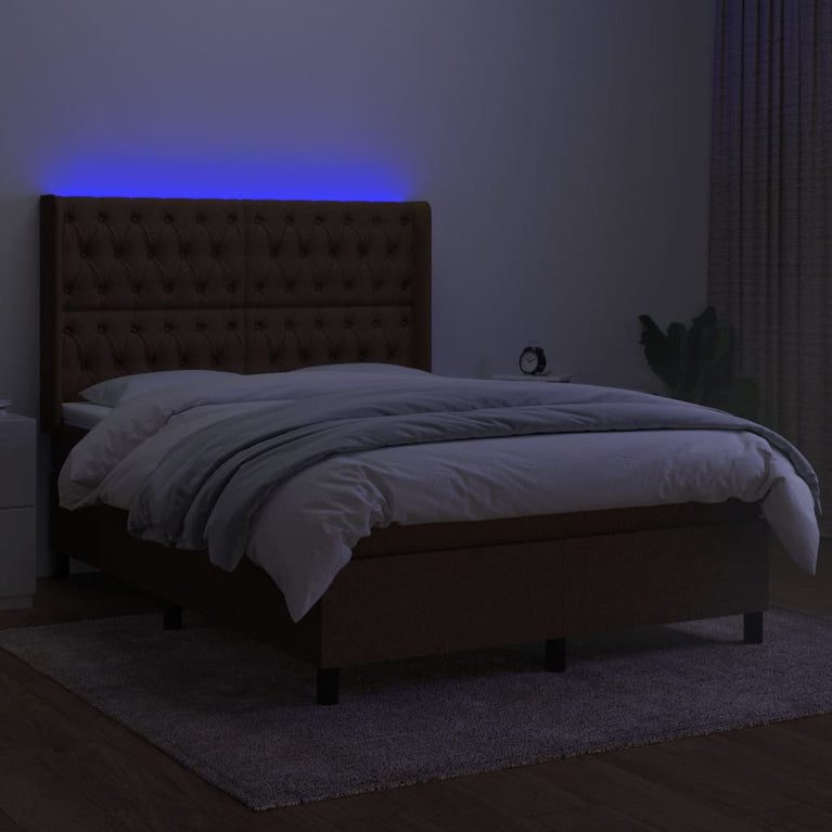 Boxspring met matras en LED stof donkerbruin 140x200 cm