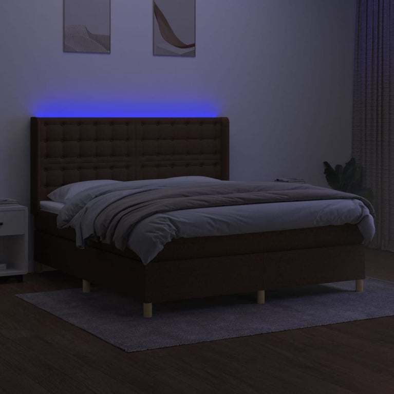 Boxspring met matras en LED stof donkerbruin 180x200 cm