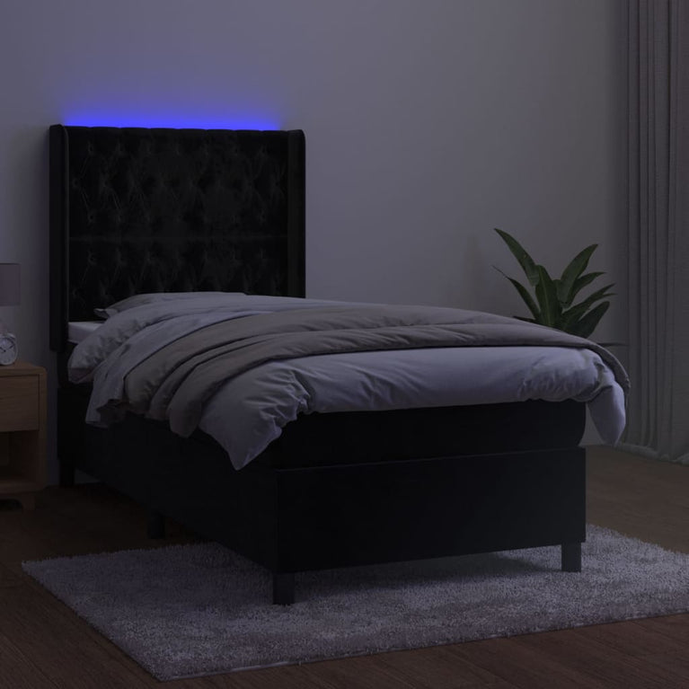 Boxspring met matras en LED fluweel zwart 80x200 cm