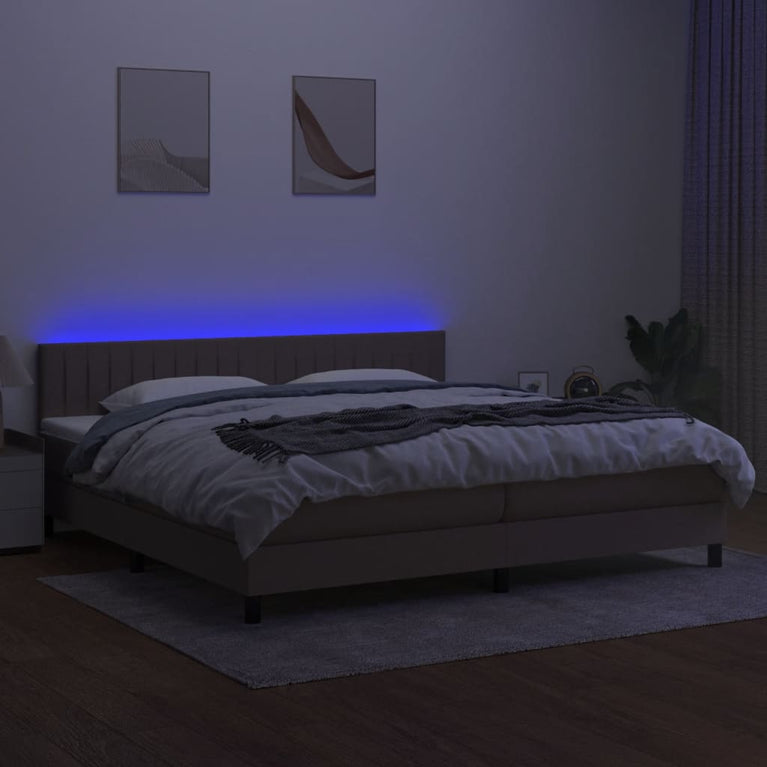 Boxspring met matras en LED stof taupe 200x200 cm