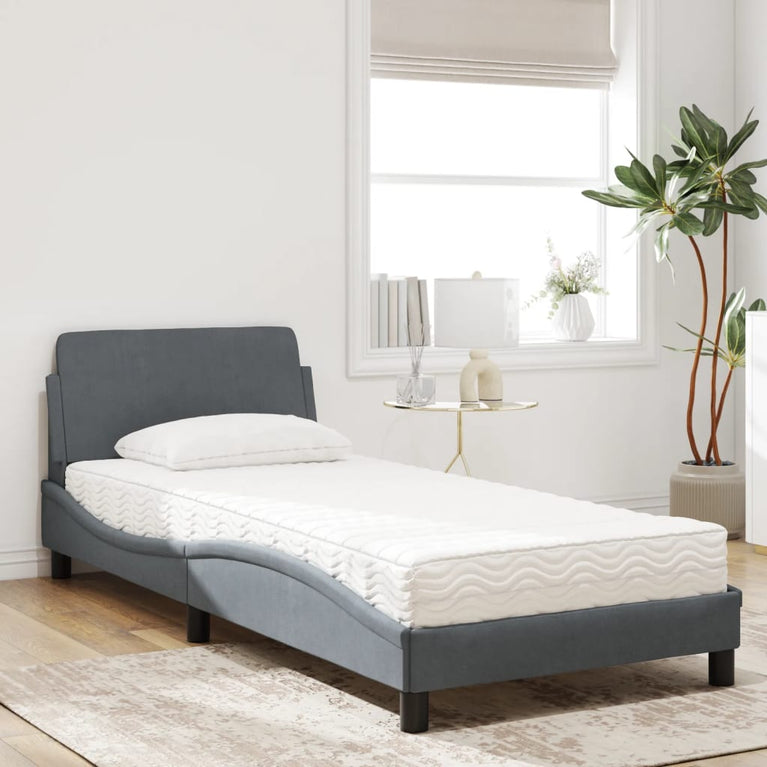 Bed met matras fluweel donkergrijs 90x190 cm