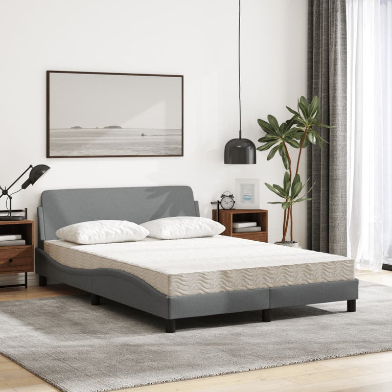 Bed met matras stof lichtgrijs 120x200 cm