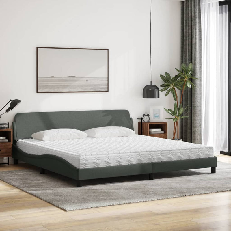 Bed met matras stof donkergrijs 200x200 cm