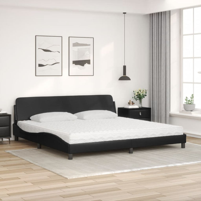 Bed met matras kunstleer zwart 200x200 cm