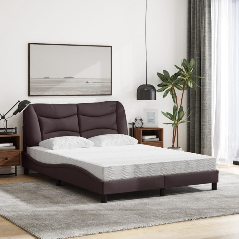 Bed met matras stof donkerbruin 120x200 cm