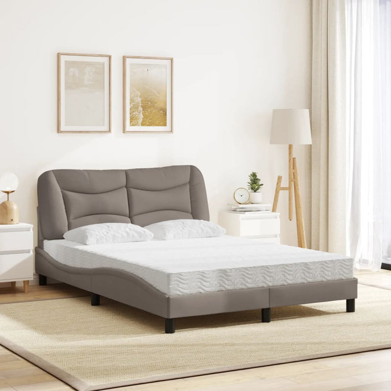 Bed met matras stof taupe 140x190 cm