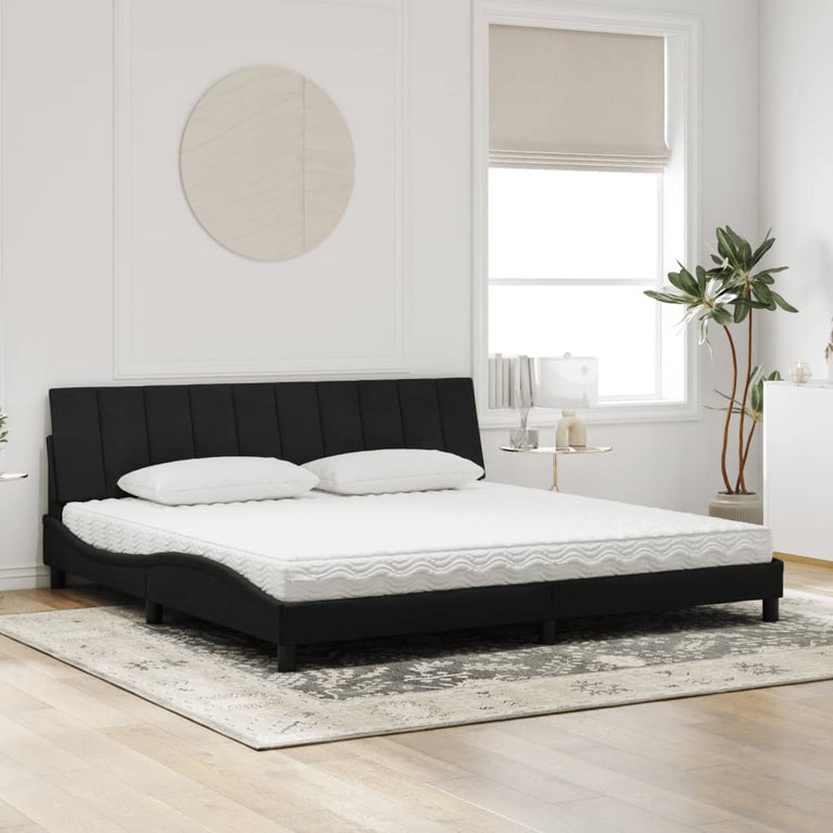 Bed met matras fluweel zwart 200x200 cm