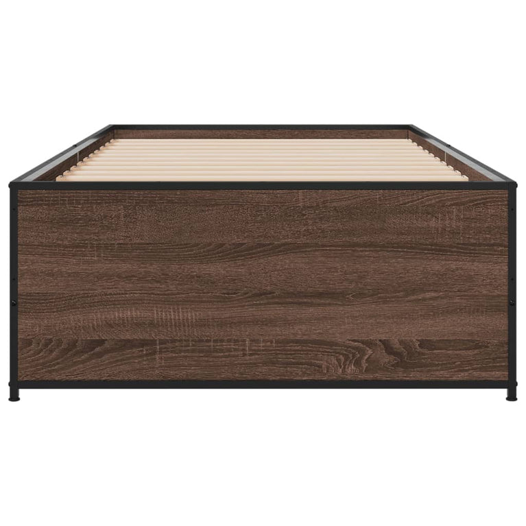 Bedframe bewerkt hout en metaal bruin eikenkleurig 75x190 cm