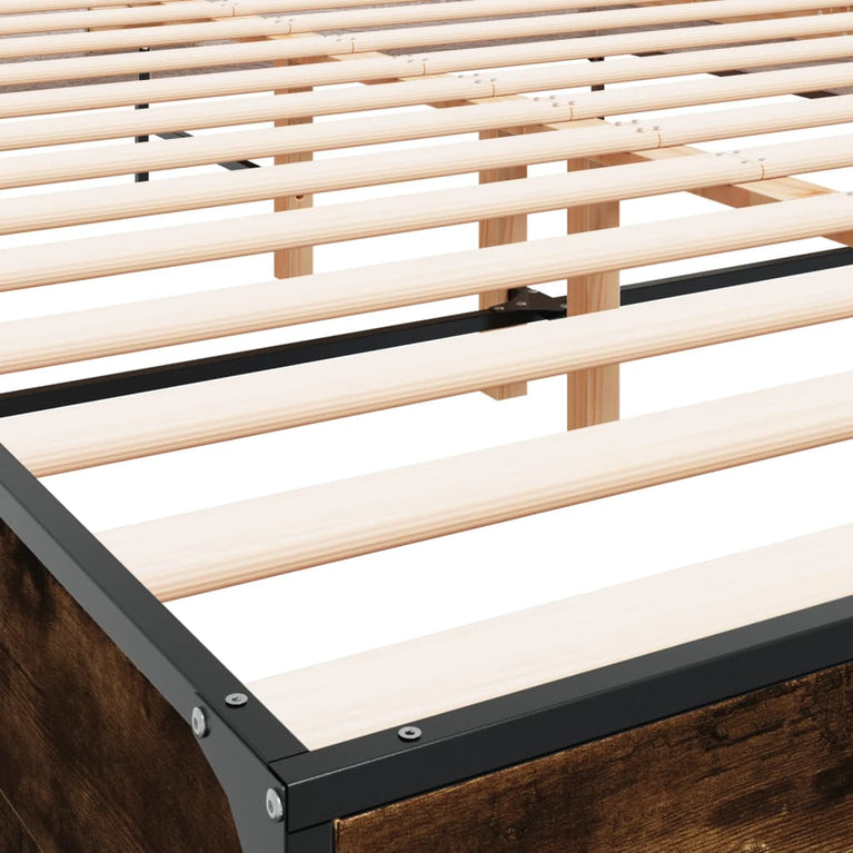 Bedframe bewerkt hout metaal gerookt eikenkleurig 150x200 cm