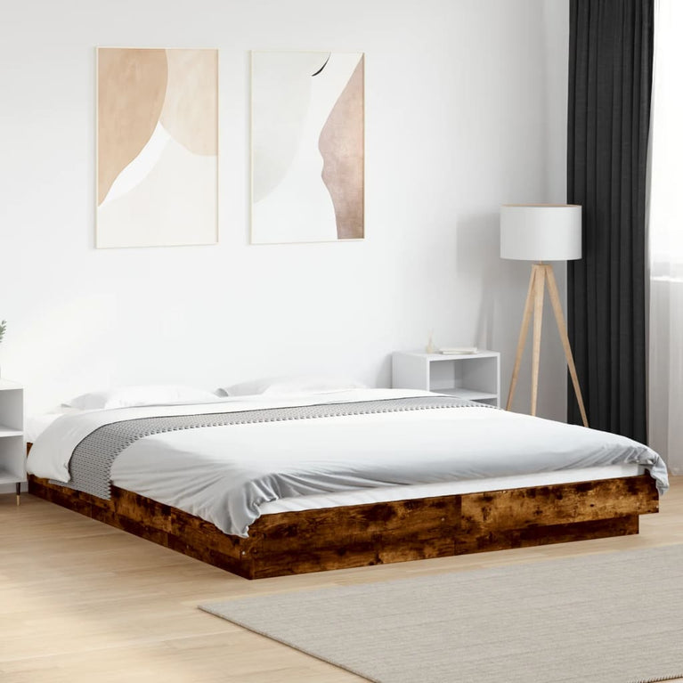 Bedframe met LED-verlichting gerookt eikenkleurig 150x200 cm
