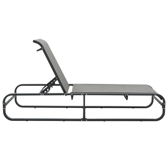 Ligbed aluminium en textileen MeubelReus