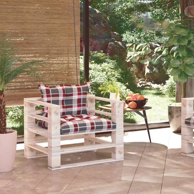 Tuinbank met rood geruite kussens pallet grenenhout MeubelReus