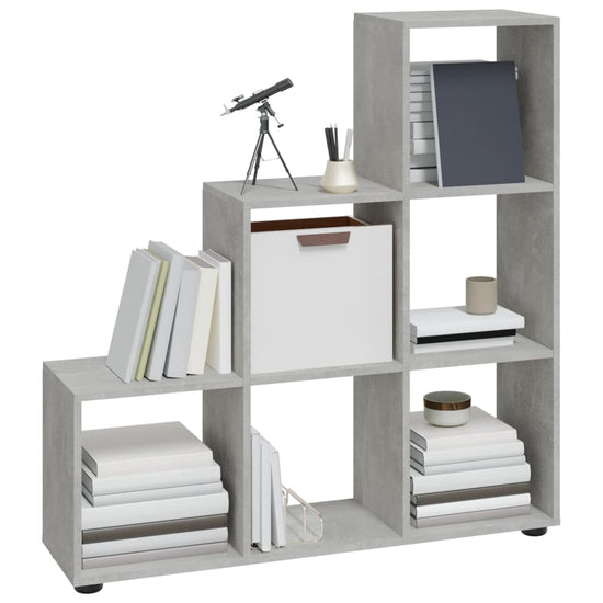 Boekenkast trapvormig 107 cm bewerkt hout betongrijs MeubelReus